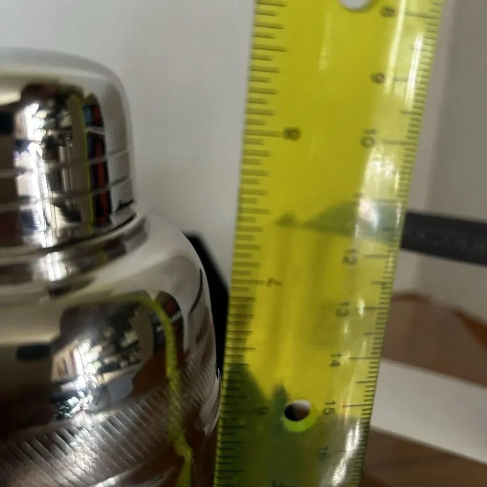 Williams Sonoma Diamond Cut Cocktail Shaker NOS